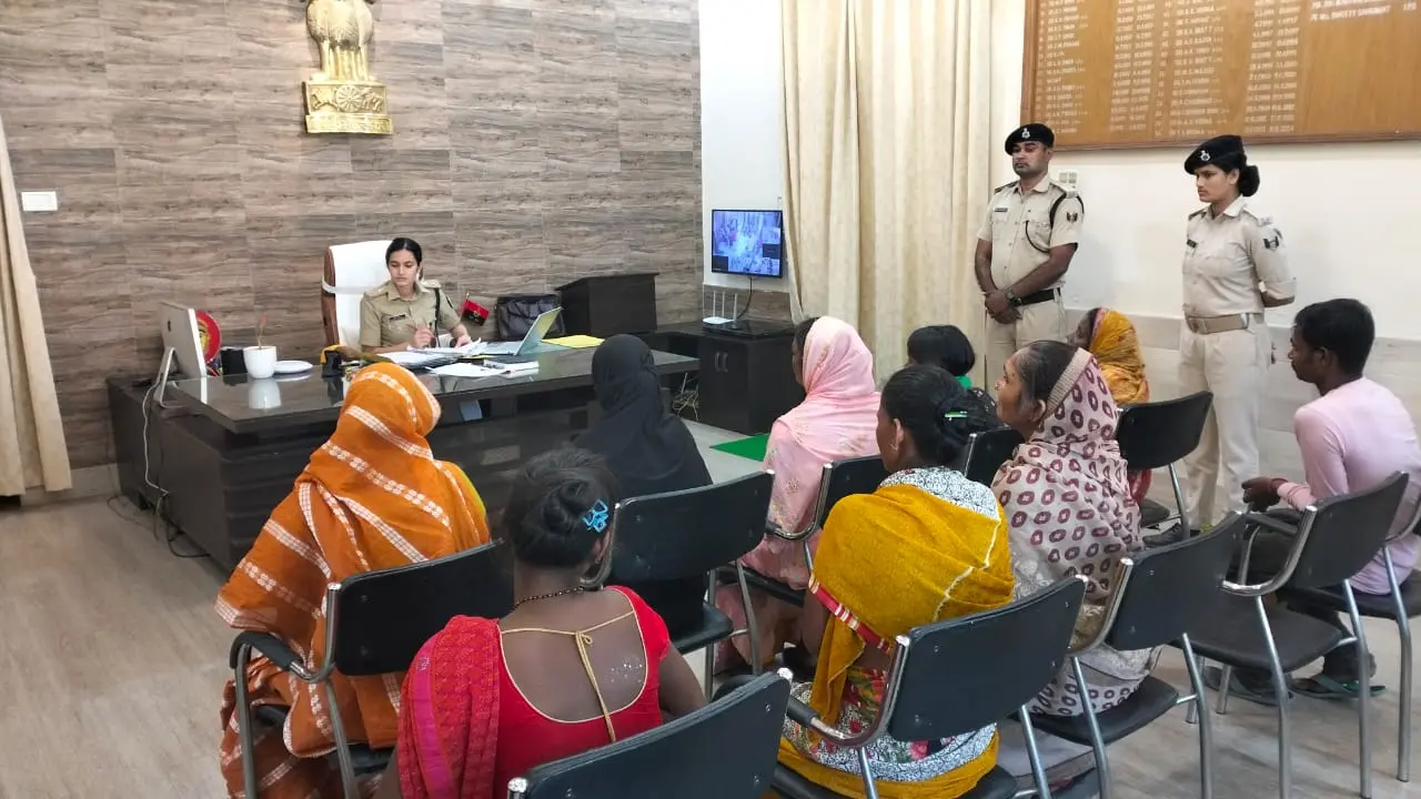 Purnia SP conducts public hearing to address citizens’ grievances and strengthen police-public connection