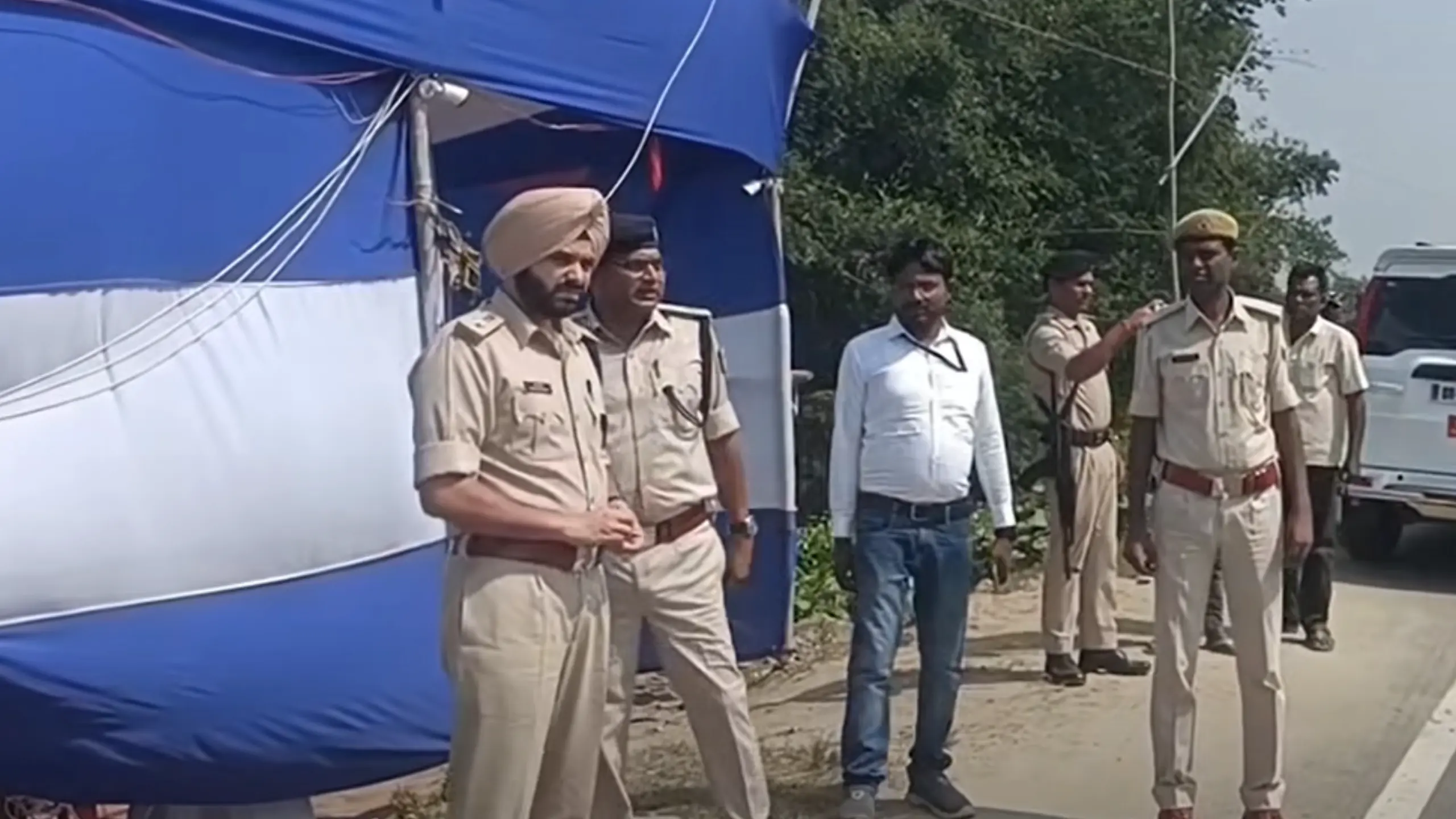 SP Sandeep Singh inspected the check post in Madhepura as part of election preparedness